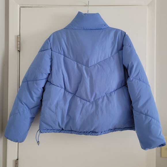 Periwinkle H&M Divided Women's Puffer Jacket Size Small - Picture 2 of 6